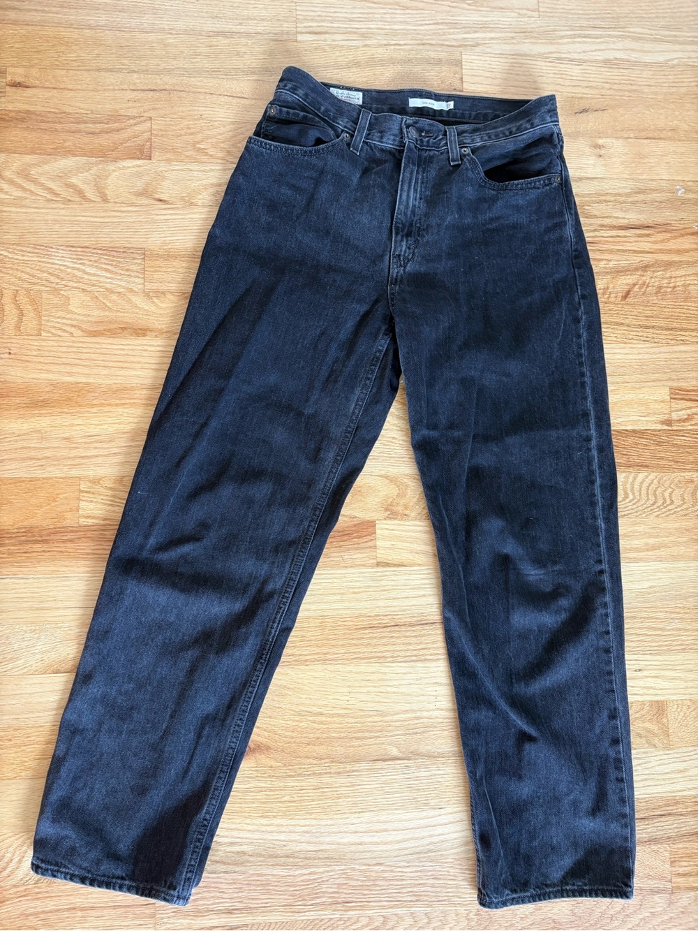 Levi’s baggy dad jean